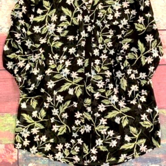 Loft sheer floral collarless button down shirt - Picture 2 of 7